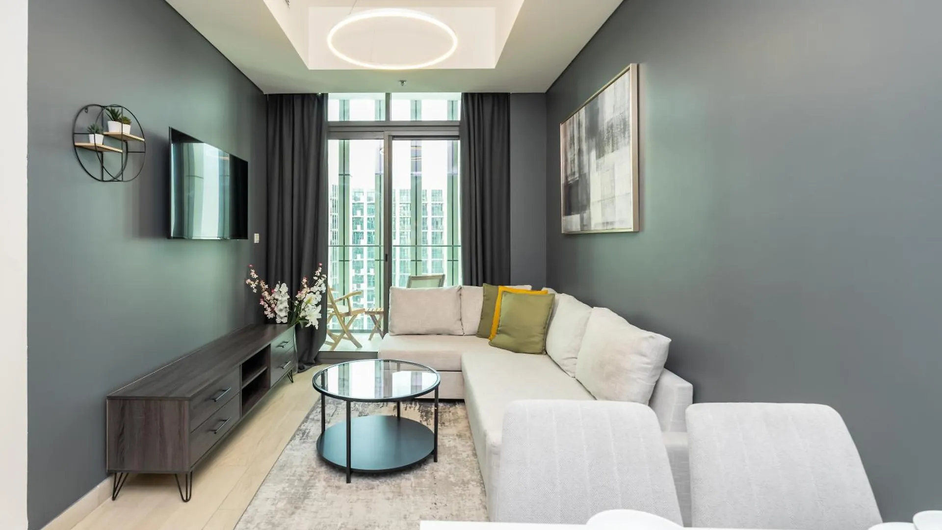 Modern Apartment Near Dxb Airport Sleeps 4 Dubai