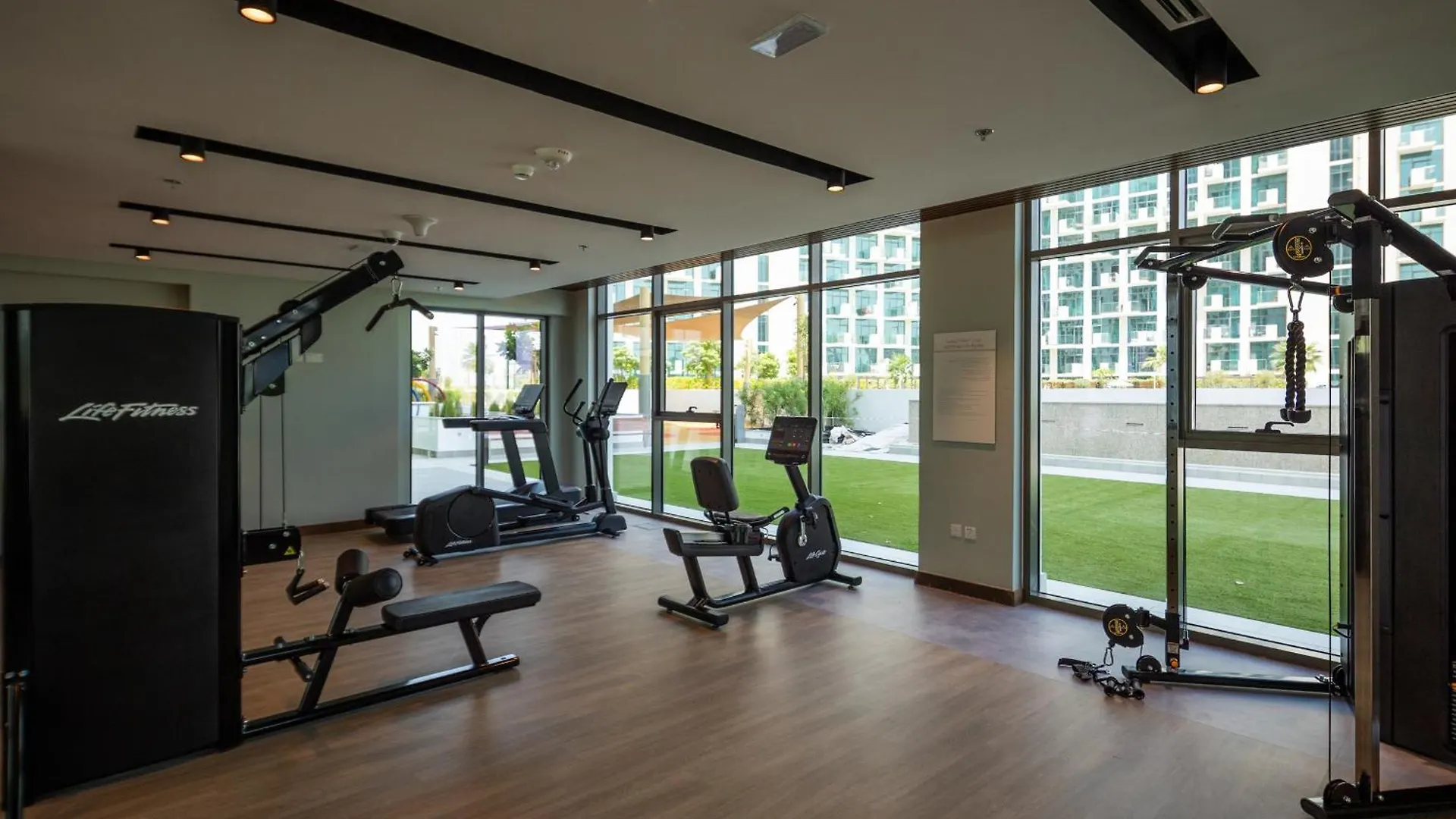 Modern Apartment Near Dxb Airport Sleeps 4 Dubai